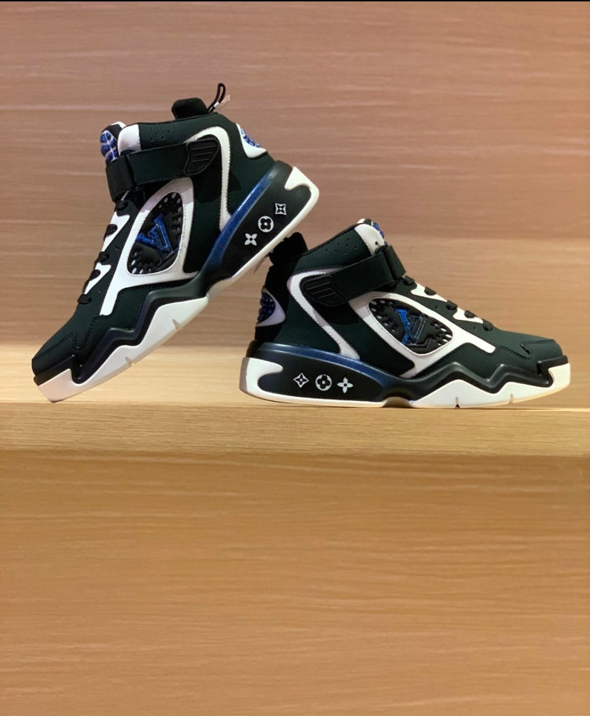 LV Trainer Mid Black