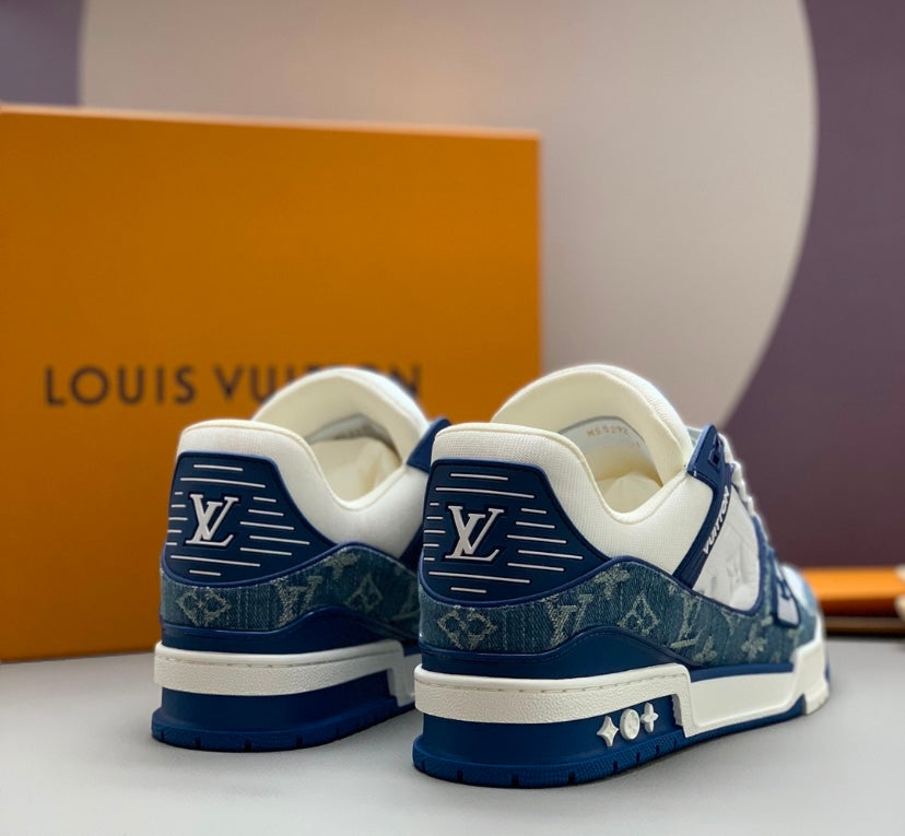 LV Trainer Blue Lenin