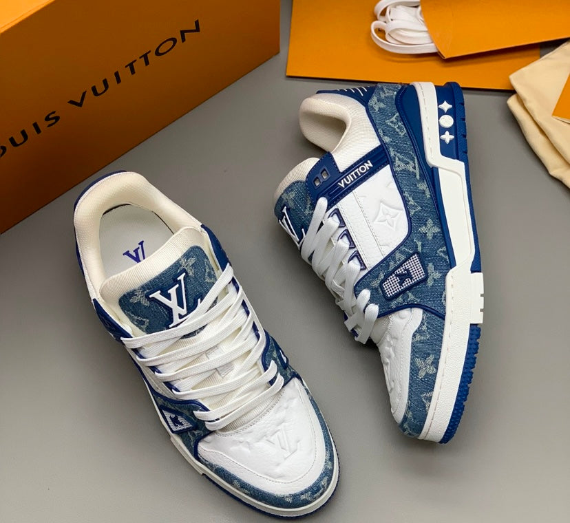 LV Trainer Blue Lenin