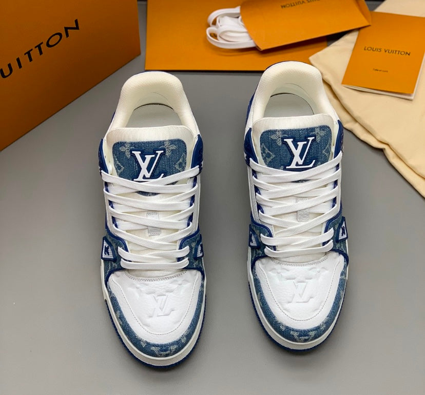 LV Trainer Blue Lenin