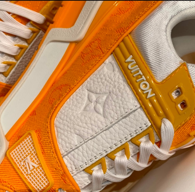 LV Trainer Yellow Lenin