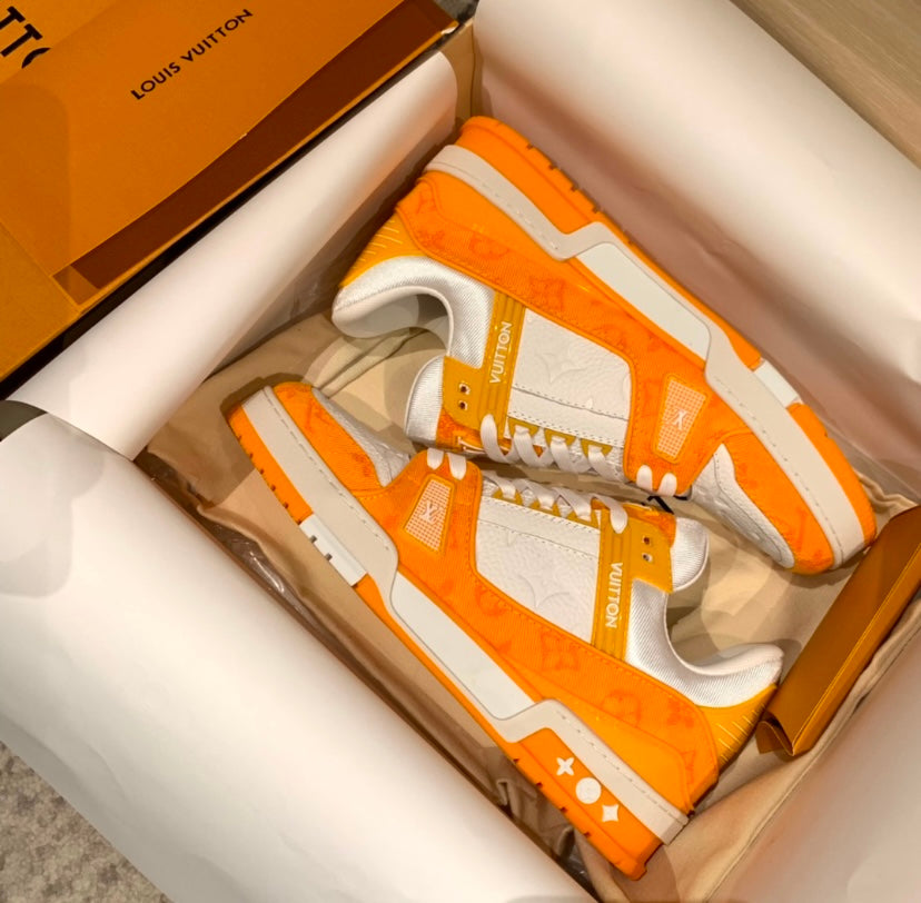 LV Trainer Yellow Lenin