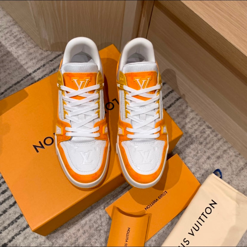 LV Trainer Yellow Lenin