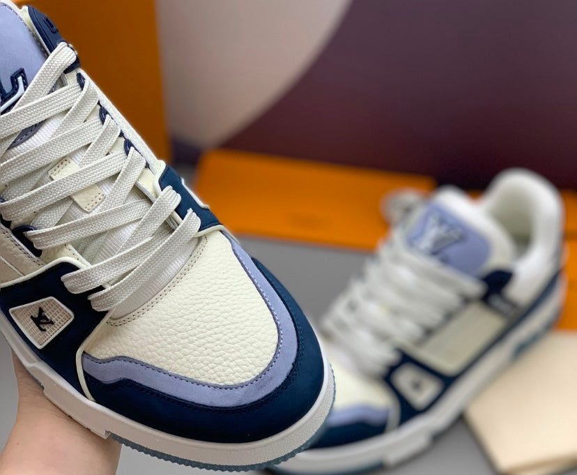 LV Trainer Haze Blue