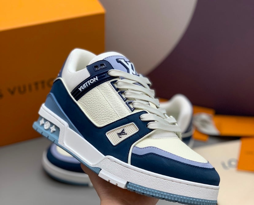 LV Trainer Haze Blue