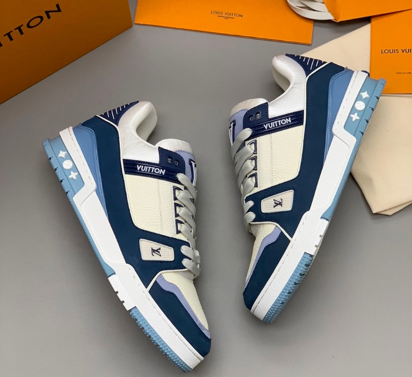 LV Trainer Haze Blue