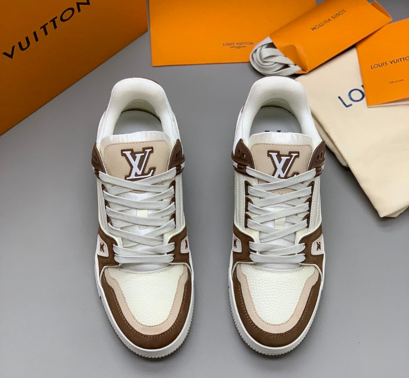 LV Trainer Haze Brown