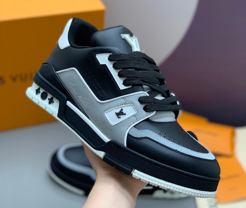 LV Trainer Black ASH