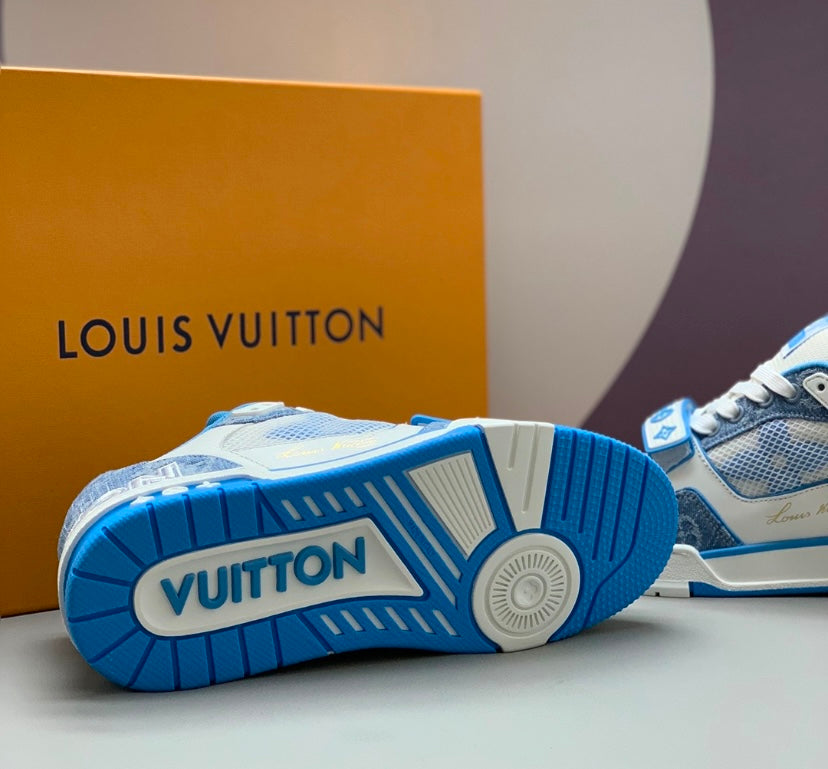 LV Trainer Velcro Blue