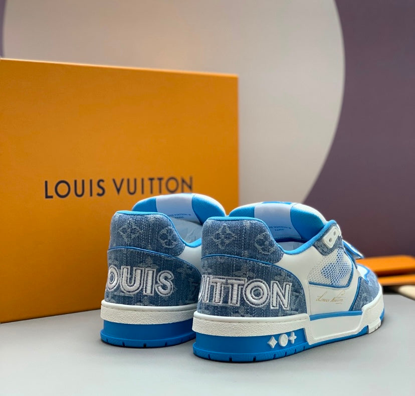 LV Trainer Velcro Blue