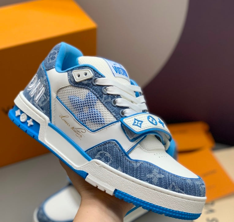 LV Trainer Velcro Blue
