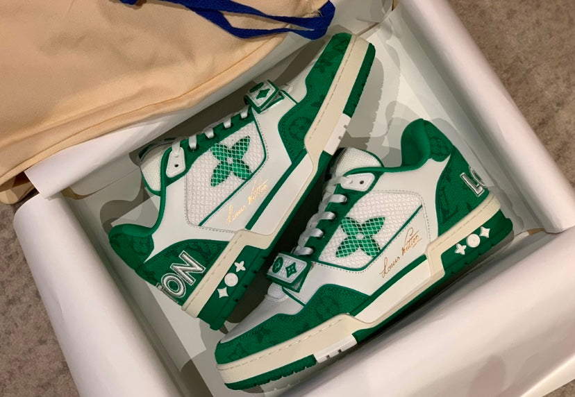 LV Trainer Velcro Green