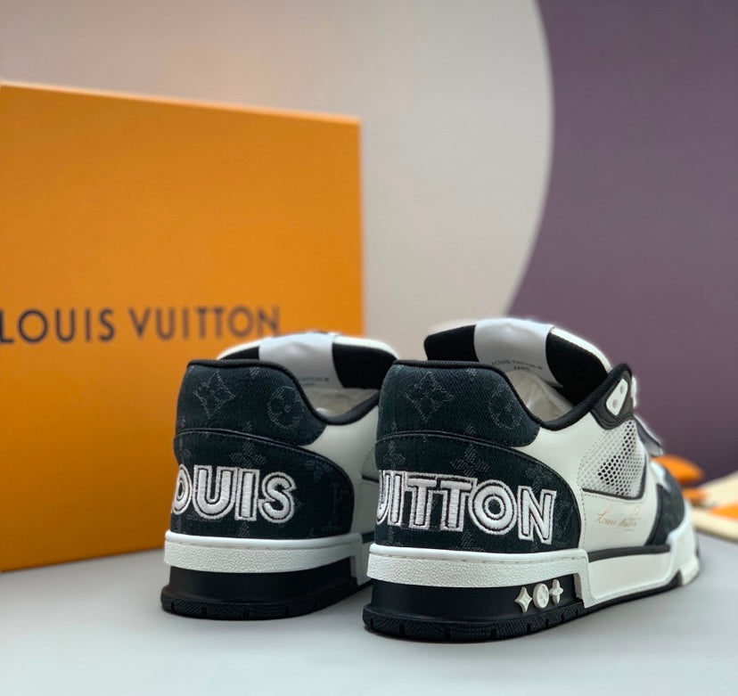 LV Trainer Velcro Black