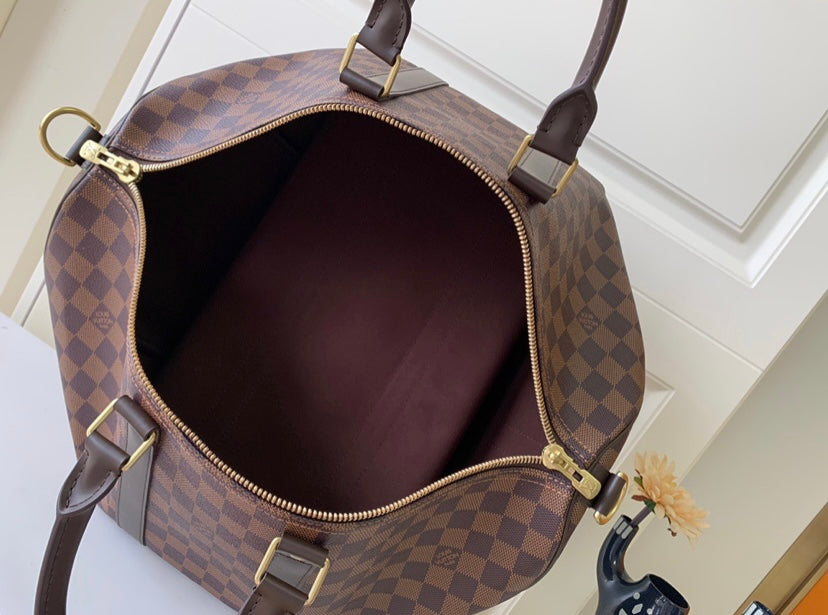L.V Keepall Bandoulière 55