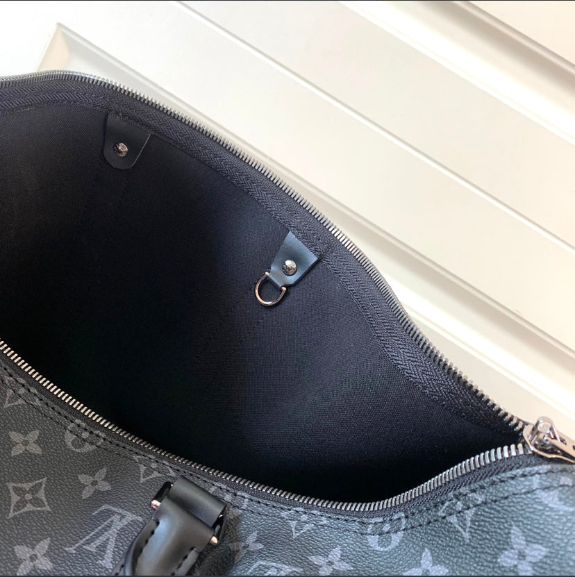 L.V Keepall Bandoulière 55 – Monogram Eclipse