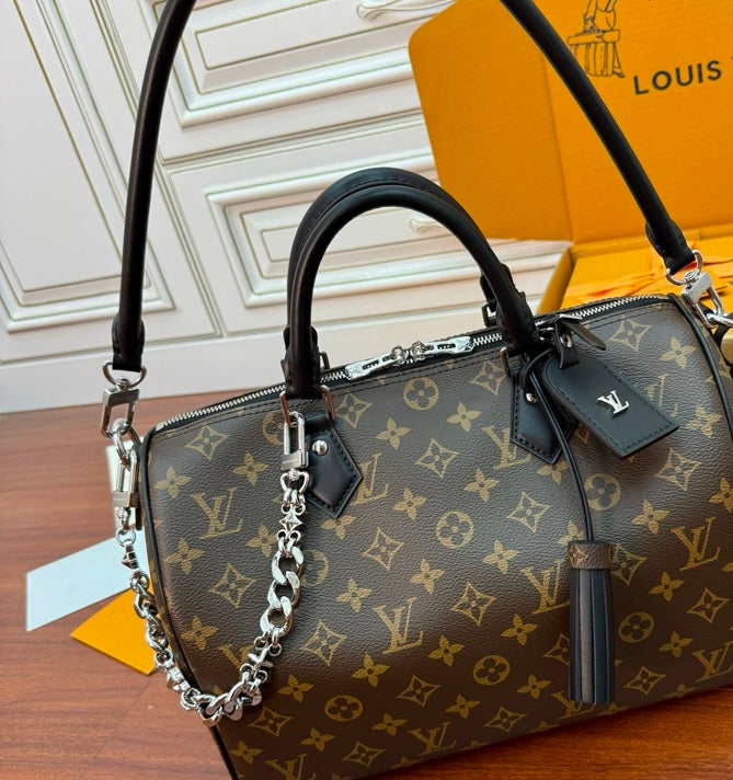 Louis Vuitton Speedy Bandoulière 30 Monogram Canvas with Chain Detail