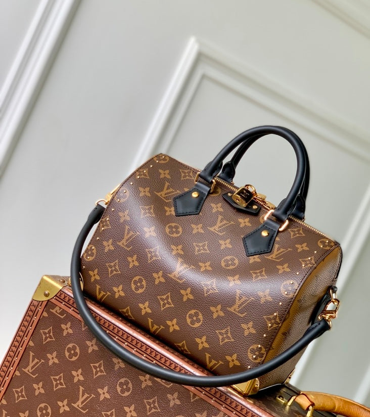 Louis Vuitton Speedy Bandoulière 30 Monogram Canvas