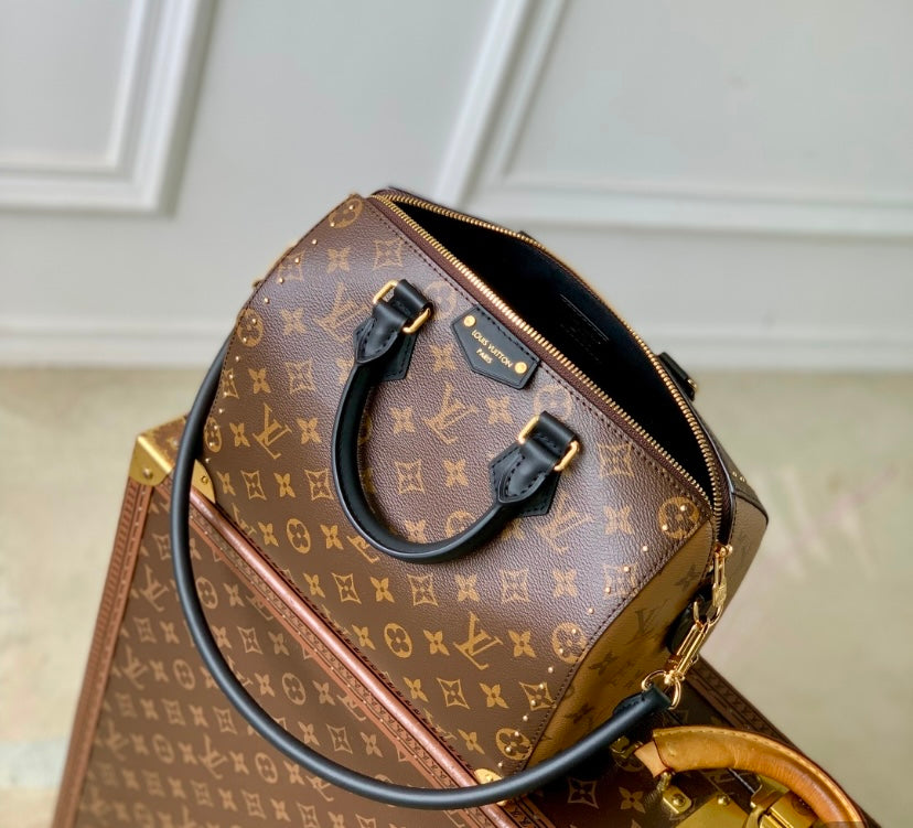 Louis Vuitton Speedy Bandoulière 30 Monogram Canvas