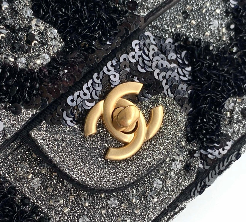 Chanel Abstract Pattern Sequin Flap Bag – Black & Silver