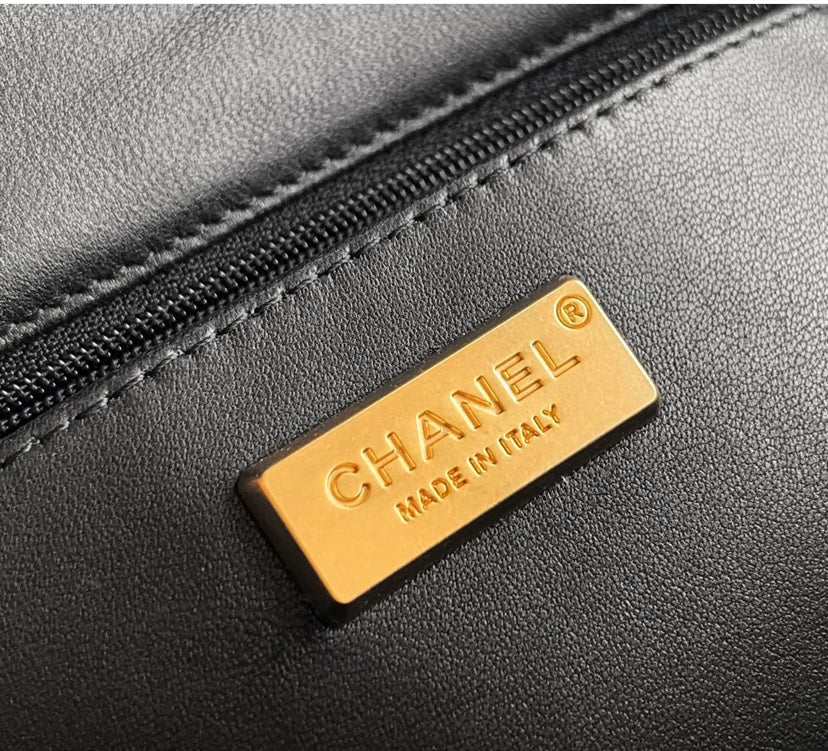 Chanel Abstract Pattern Sequin Flap Bag – Black & Silver
