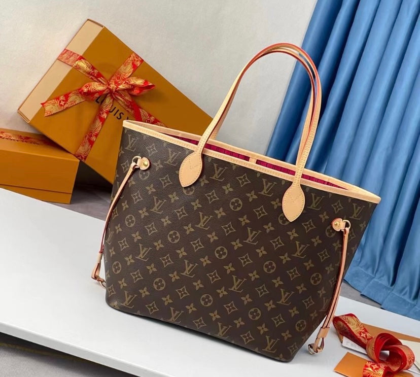 Louis Vuitton Neverfull MM Monogram Canvas with Pivoine Interior