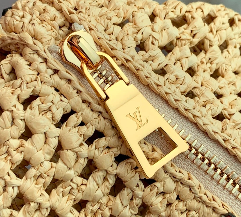 Louis Vuitton Crochet Coussin Shoulder Bag – Natural Beige