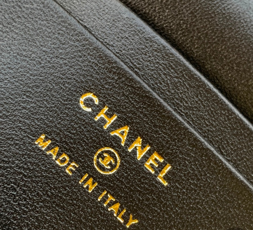 Chanel Vanity Case with Top Handle – Black Quilted Caviar Leather