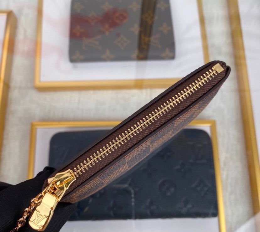 Louis Vuitton Key Pouch – Damier Ebene Canvas