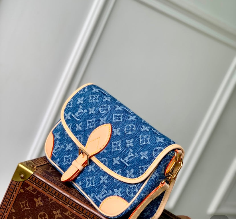 Louis Vuitton Denim Monogram Pochette