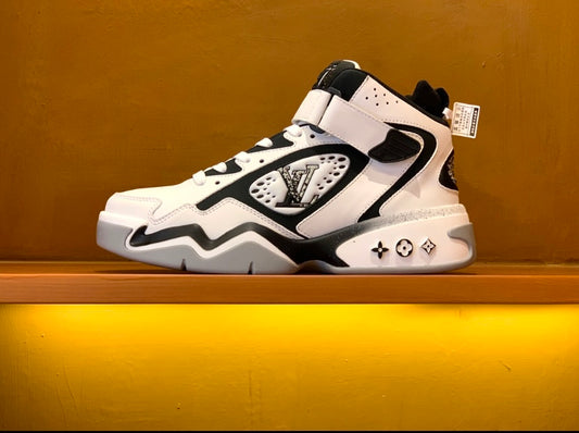 LV Trainer Mid White