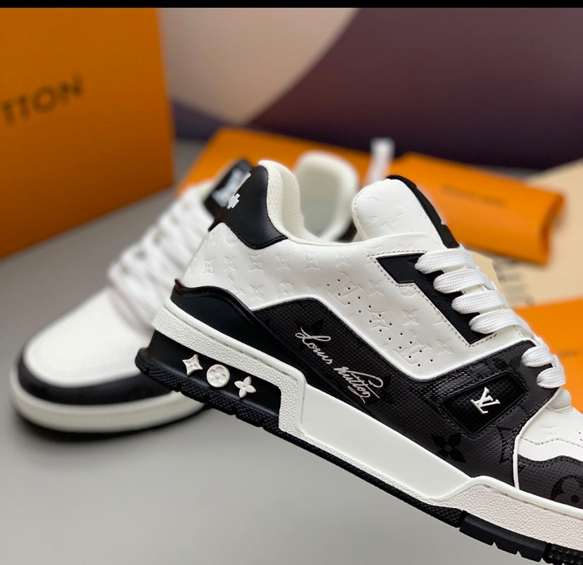 LV Trainer Black Embossing