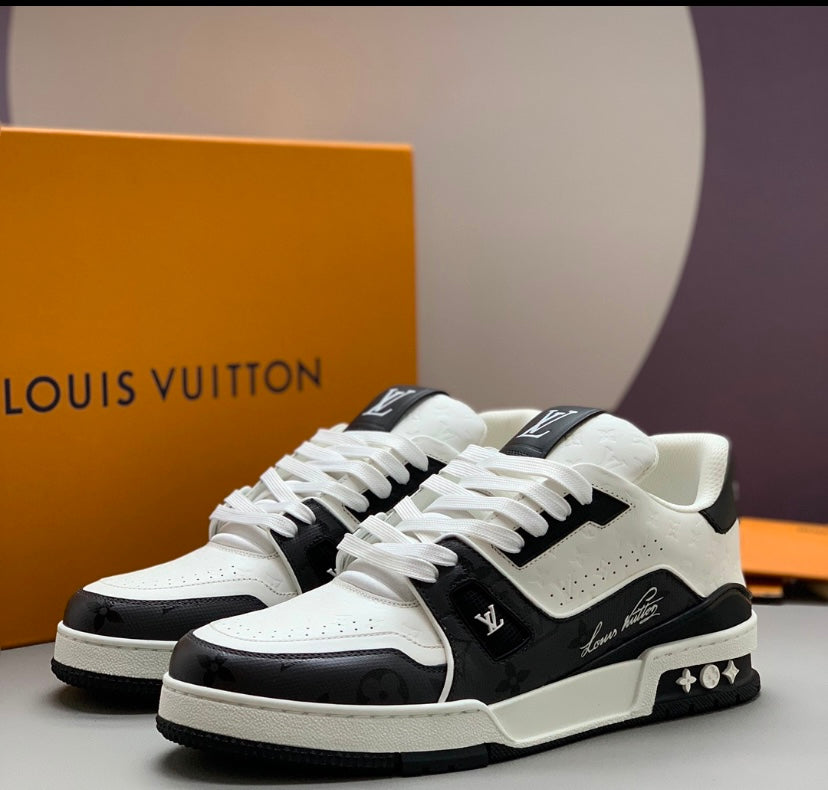 LV Trainer Black Embossing