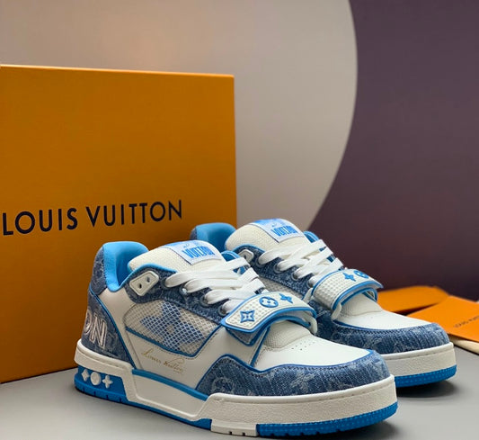 LV Trainer Velcro Blue