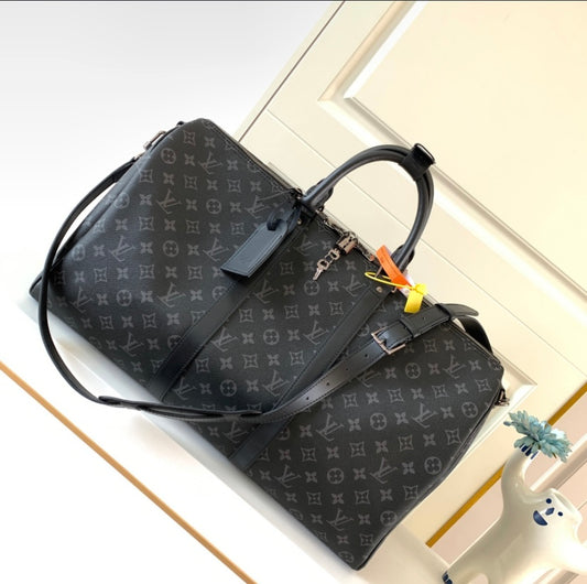 L.V Keepall Bandoulière 55 – Monogram Eclipse