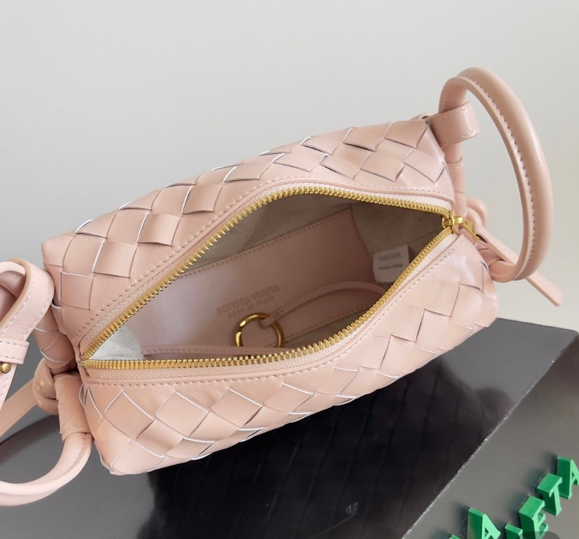 Bottega Veneta Mini Jodie Bag in Nude Pink Intrecciato Leather