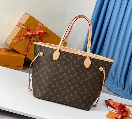 Louis Vuitton Neverfull MM Monogram Canvas with Pivoine Interior